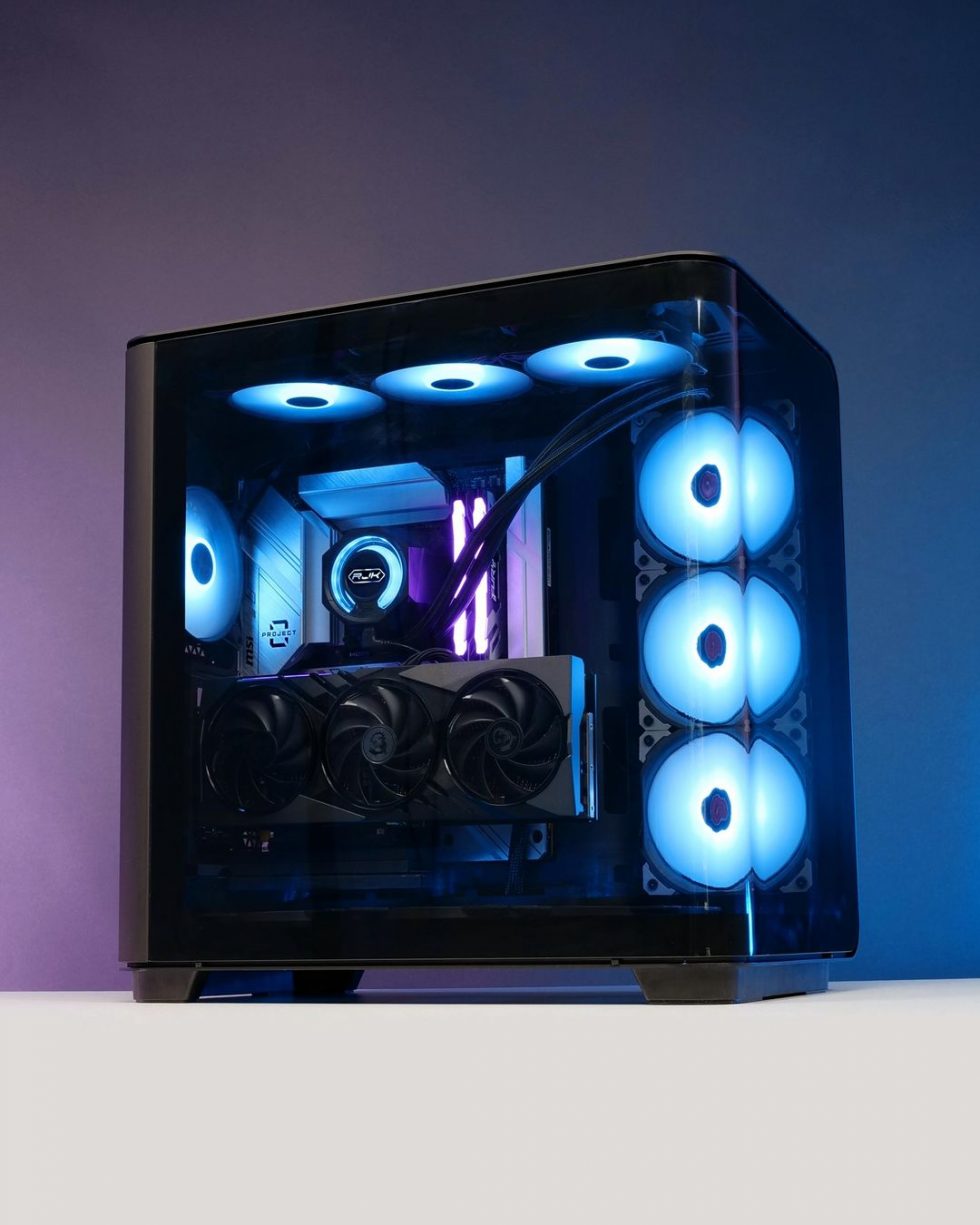 Awesome MSI MEG MAESTRO 700L PZ - Project Zero - Battlerigs